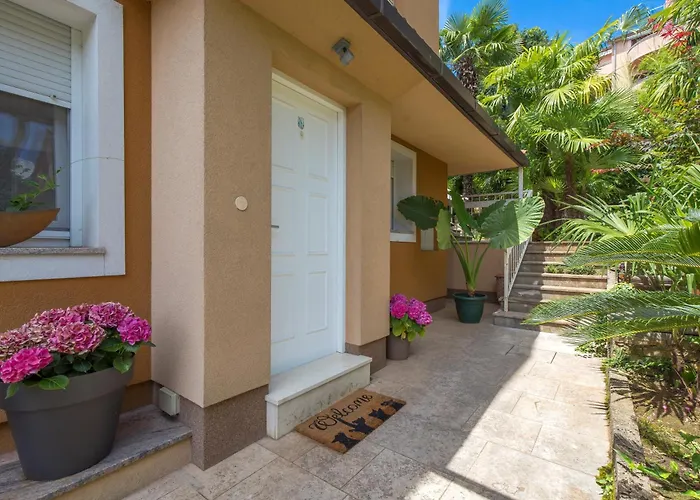 Apartamento With A Parking Space - 23458 *