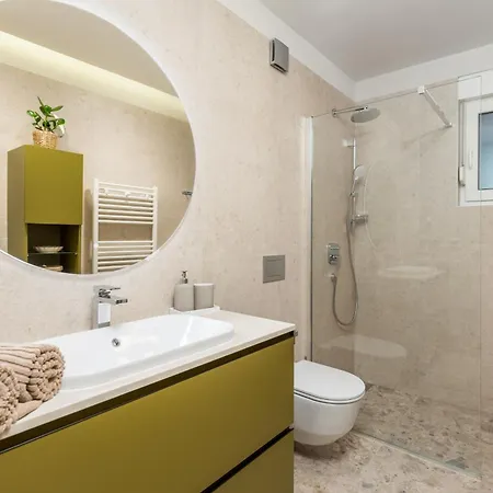 With A Parking Space - 23458 * Opatija