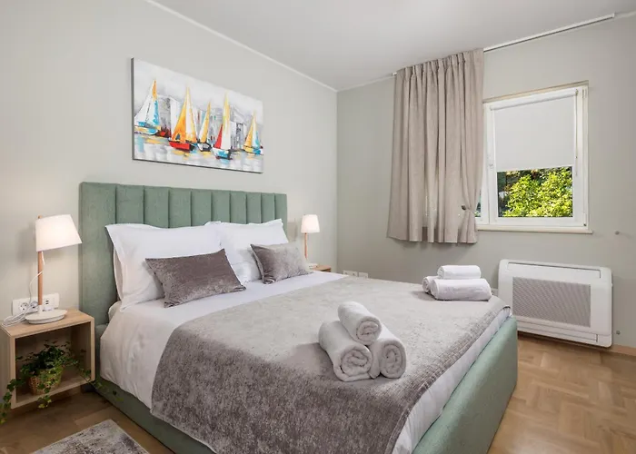 With A Parking Space - 23458 Апартаменты Опатия